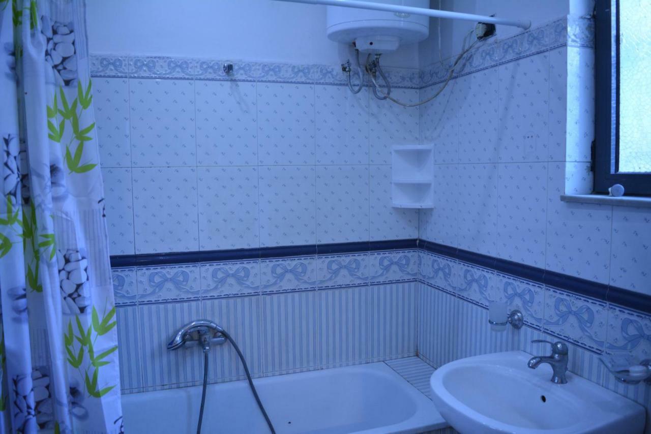 Hotel Republika Tirana Extérieur photo